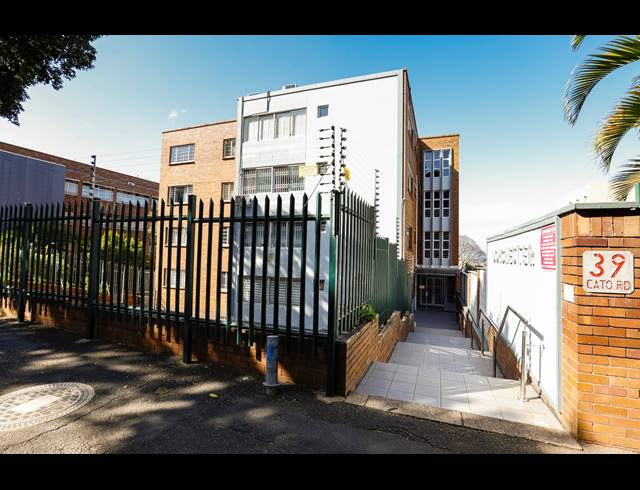 1.5 BEDROOM APARTMENT FOR SALE IN GLENWOOD